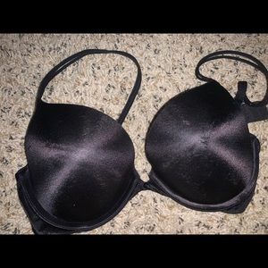 Black Victoria’s Secret push up bra